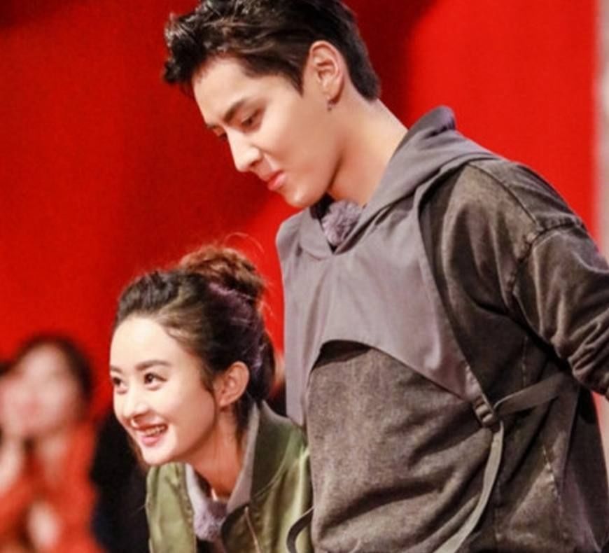 这几张图可以看出吴亦凡喜欢赵丽颖,网友:吴亦