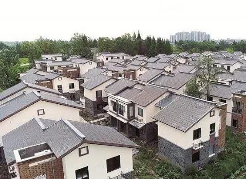 农村统一规划,农民也能住小区,和城里人一样,农