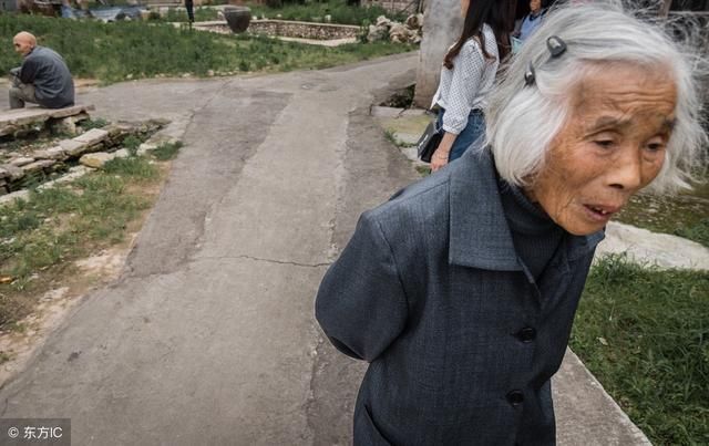 1个祖传中药偏方,治骨质增生很快见效,家有骨