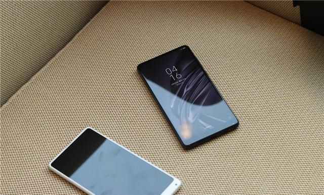 倒计时13天,走出武汉大学半生的雷军选择在25