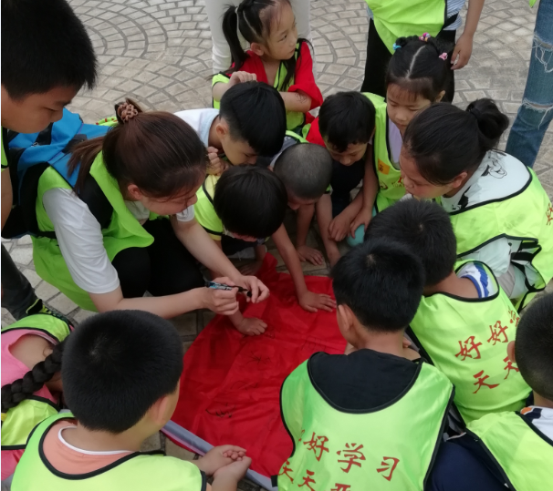 现下最火热的创业项目首选小学生托管班,加盟