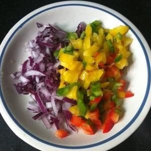 三文鱼土豆饼,宝宝都喜欢吃的一款小饼饼,做法