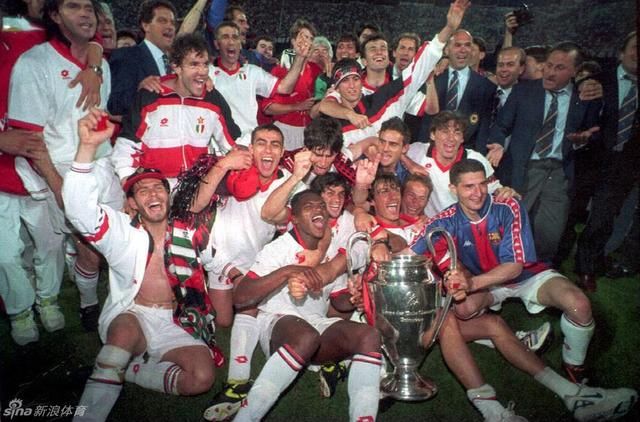 巅峰时期的AC米兰和巅峰时期的巴萨比,谁更强
