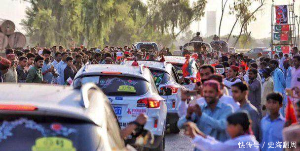 巴基斯坦小伙满心欢喜来中国,跟中国人打招呼