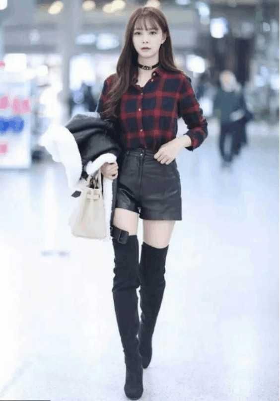 各路女明星穿过膝靴,满屏大长腿 网友:景甜穿的