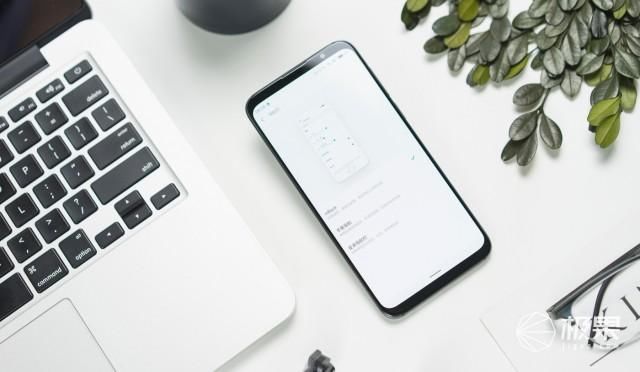 计窄边框,无刘海照样也有高屏占比,魅族16th手