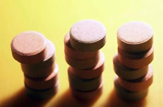 布洛芬、阿司匹林才是消炎药,头孢和阿莫西林