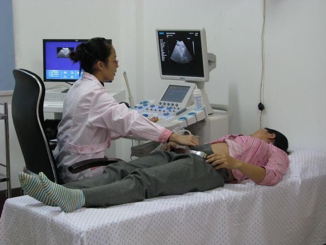 女子右下腹疼痛自以为是阑尾炎,没想到竟是输