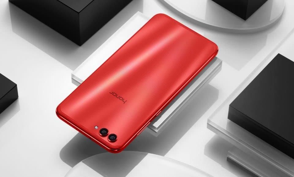 华为荣耀V10对飙小米8 SE:GT加持仅1999元,