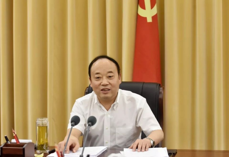 李平书记主持召开市委常委会会议,研究巡视整改,脱贫攻坚等工作-北京