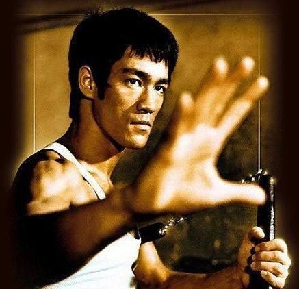 拳王泰森能秒杀李小龙?专家:他未必打得过甄子