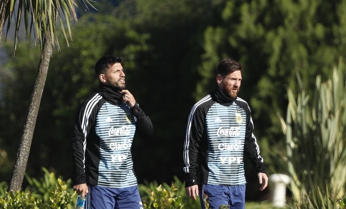 解析阿根廷备战和海地友谊赛,梅西亮相,留着大