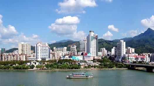 福建的这条高速公路, 每公里造价高达1.3亿元,