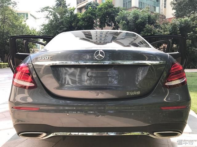 新款奔驰E300L,当之无愧的豪华型运动型轿车