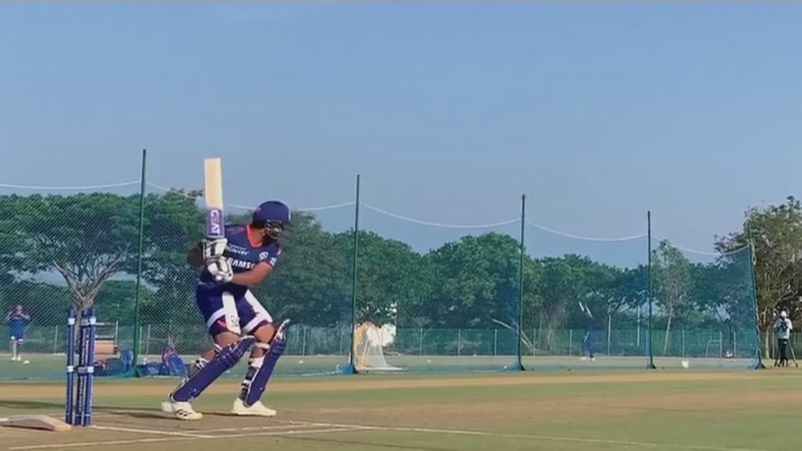 球员和工作人员确诊 印度板球超级联赛被无限期叫停