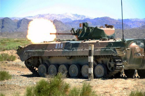 苏沃洛夫战车终极PK 谁将问鼎“兵王” 苏沃洛夫战车终极PK 谁将问鼎“兵王”