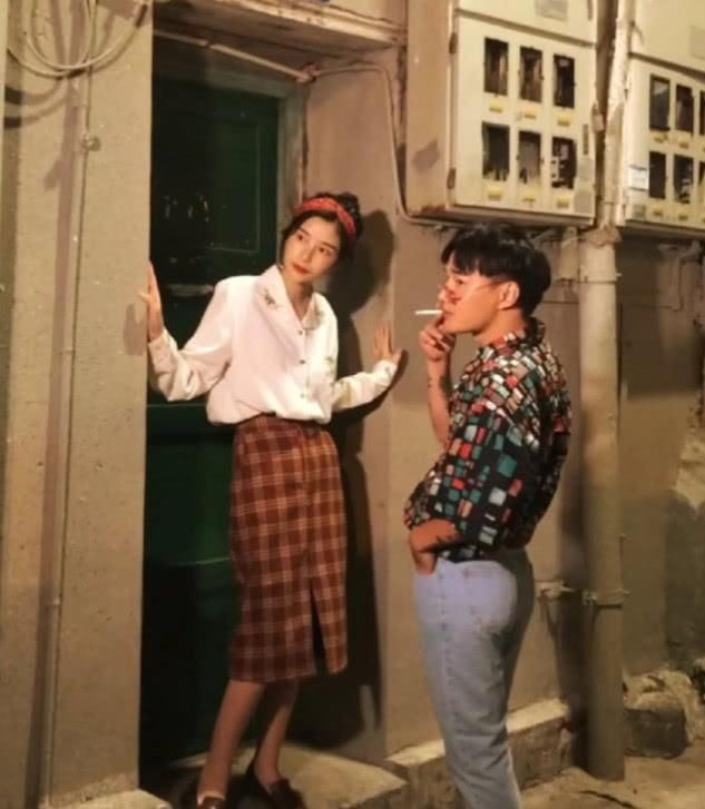 广东95后第一美女嫁给网红,网友:痛彻心扉、生