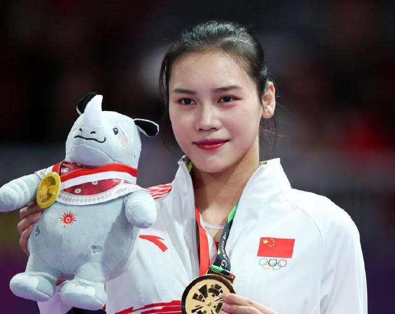 她才是新一代的蹦床女王!比何雯娜还令人惊艳