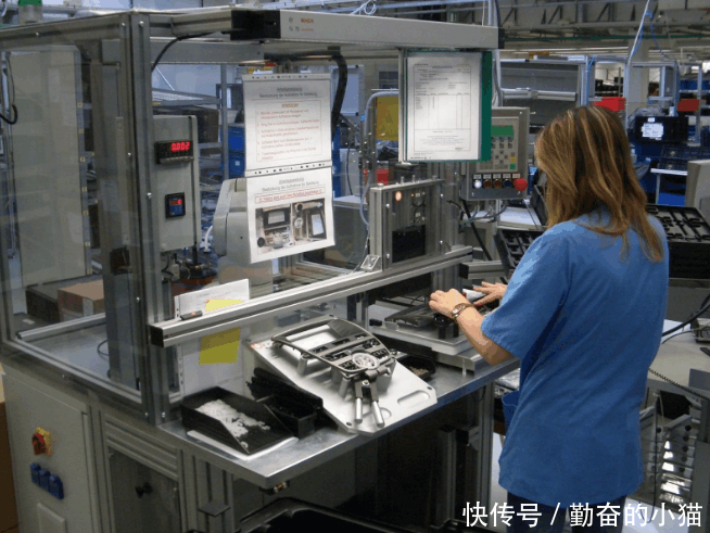 高考生: 这10大高薪的工科专业! 毕业生很吃香