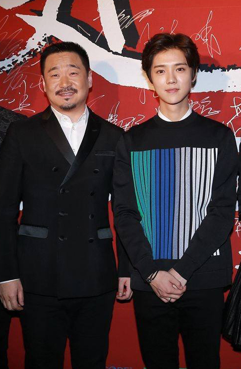 《盗墓笔记》王景春被指骗鹿晗粉丝上床 公司