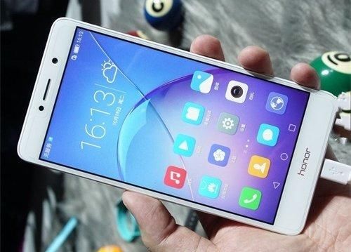 华为2017年手机销量前三位,这里面有你的功劳