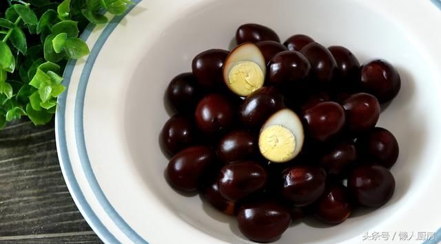 教你做小时候常吃的乡巴佬蛋,不用腌制也很入