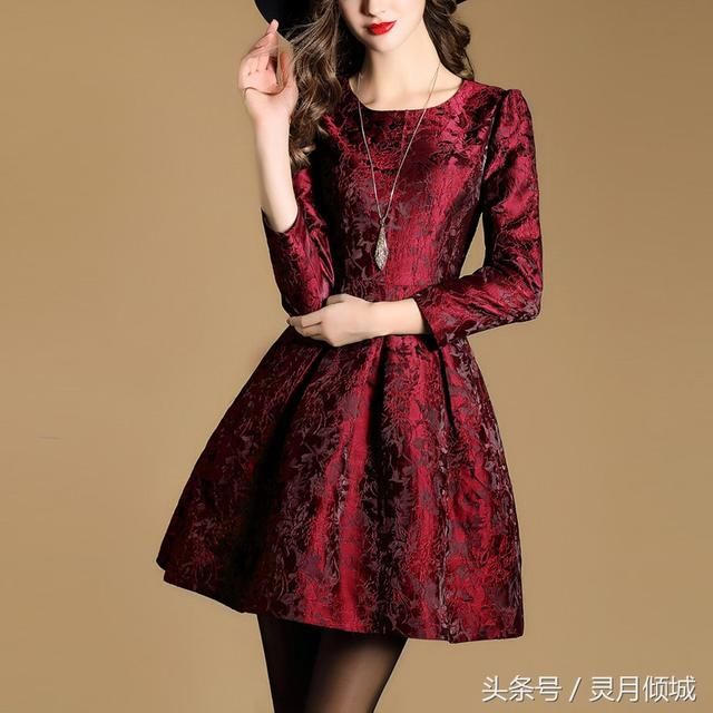 适合30-60岁女人穿的连衣裙,时尚洋气遮小腹,