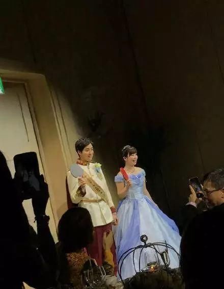 陈小春大应采儿16岁,王祖蓝比老婆矮12cm…真