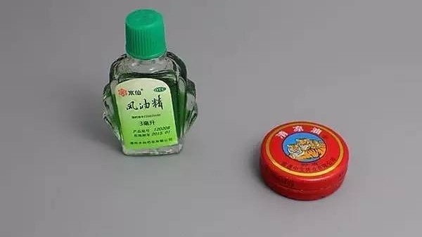 你真的会用风油精和清凉油吗?它俩不是一种东西,千万别混用! 你真的会用风油精和清凉油吗?它俩不是一种东西,千万别混用!