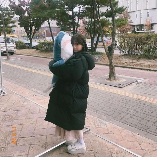 矮个子穿搭:148cm的她虽然是两个孩子的妈了