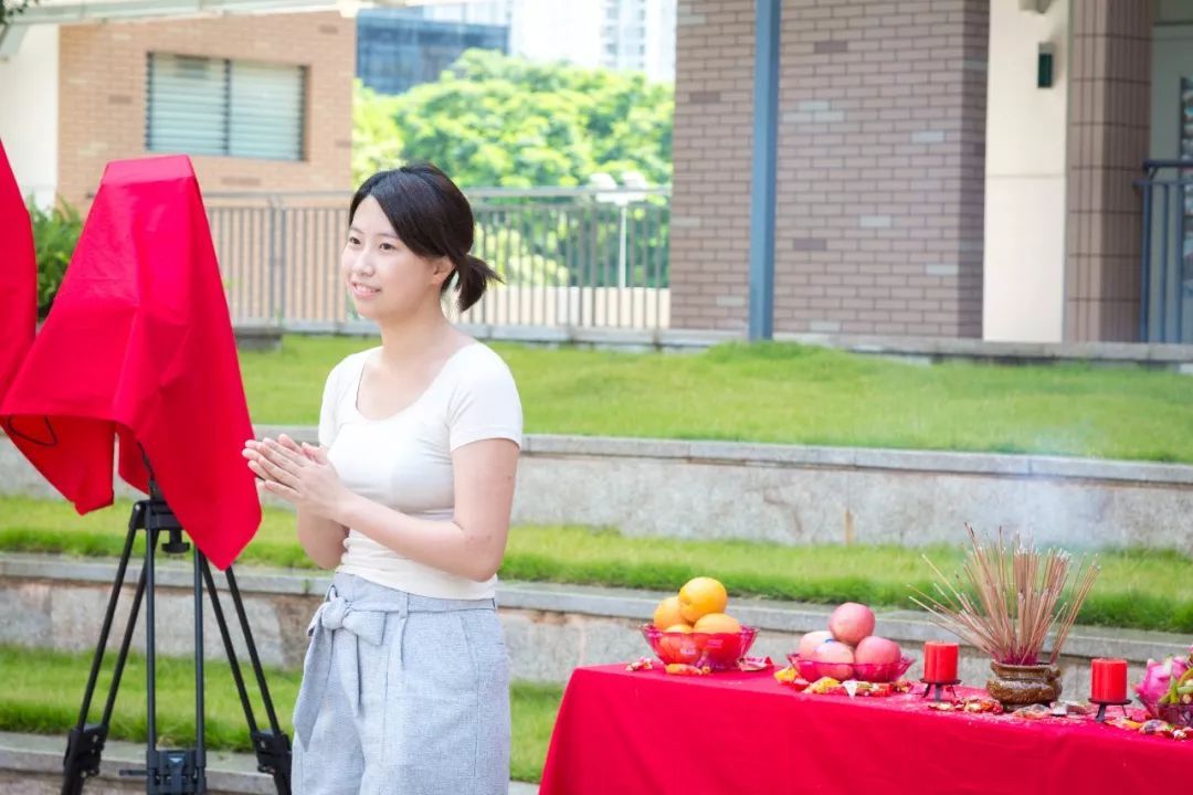 《再见十八班》背后的深圳少年