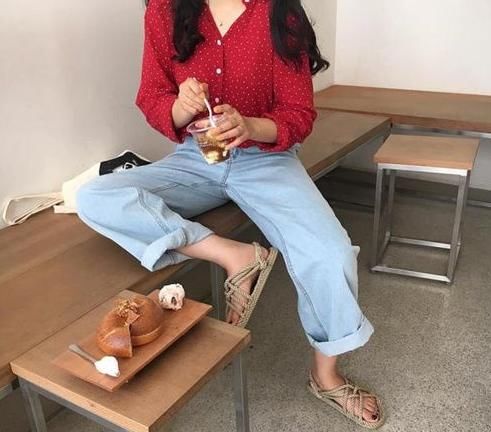 夏天穿什么样的牛仔裤显瘦 梨型身材妹子就选