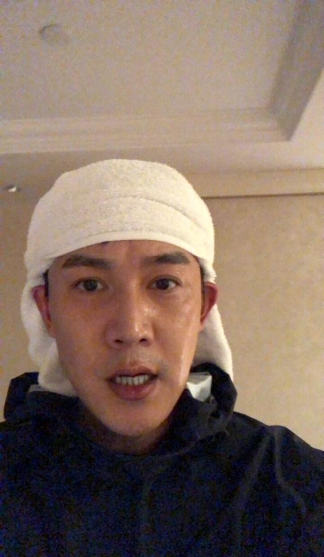 罗晋首次回应嘴唇发紫,没涂口红不是心脏病,背