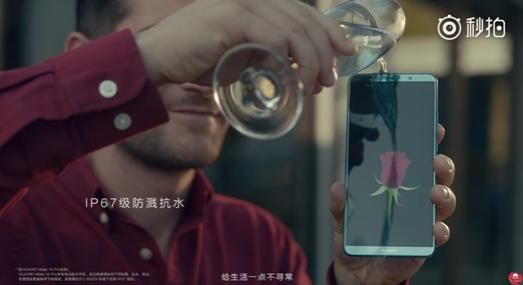 这个夏天,和华为Mate10 Pro疯狂的拍起来吧!