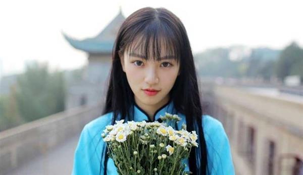 曾经火爆的校花 现在都过得怎样？