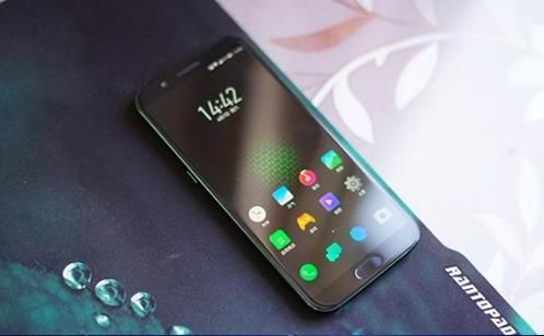 黑鲨游戏手机搭载全新JOY UI游戏系统上线,4月