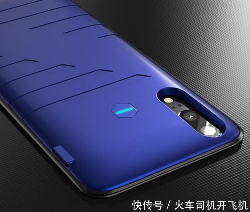 华为正式告别充电器: 五号电池惊艳问世, 手