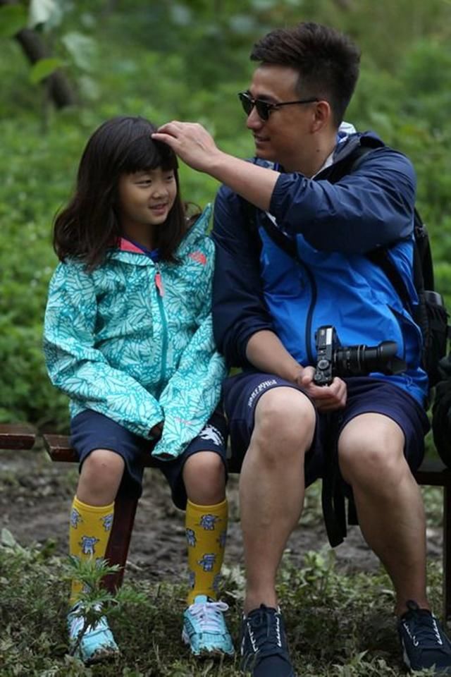 黄磊自嘲自己有重女轻男思想,网友:不愧是新时代老爸!