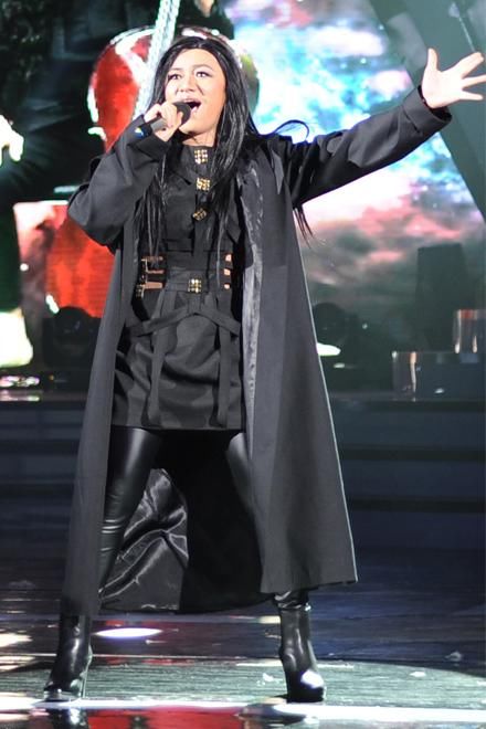 跑男成员穿高跟鞋:邓超跳舞,鹿晗站不稳,郑恺、