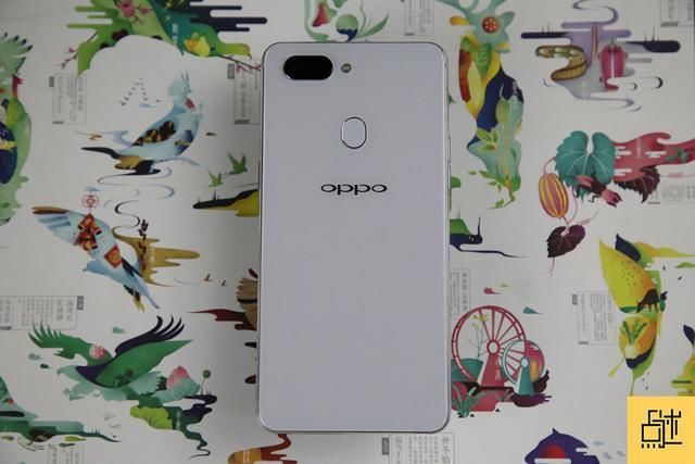OPPO R15与vivo X21该买谁?两款手机还是低