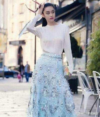 张馨予胆真大!穿的鱼尾裙都快被撑破了,网友:这