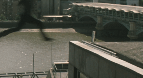 福布斯全球演员富豪榜排名第六位,跳楼拍摄不