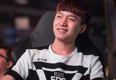 uzi的德莱文,大魔王的快乐风男,盘点大佬手中的