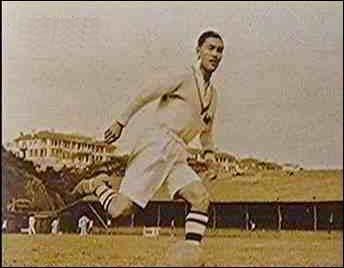 九十年前他率领中国足球国家队横扫亚洲,自筹