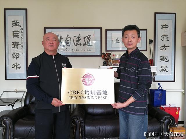 2018年中国宠物行业市场前景分析及中国宠物