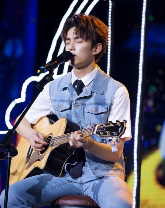 2018年艺考小鲜肉:吴磊、易烊千玺、张逸杰、