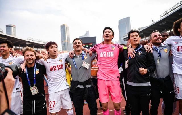 权健迎好消息!4外援都留队亚冠可复制恒大上港