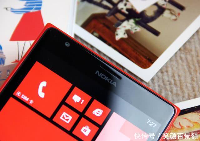 摩托罗拉连发3款新机,除5G手机外还有P30,网