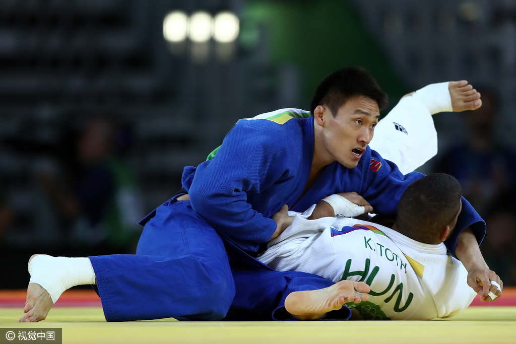 中国柔道一直呈现阴盛阳衰的局面，男子柔道在奥运会的表现只能算是世界二流水平。