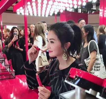 秦岚知画后无人问津靠富察又大红 这次火到香